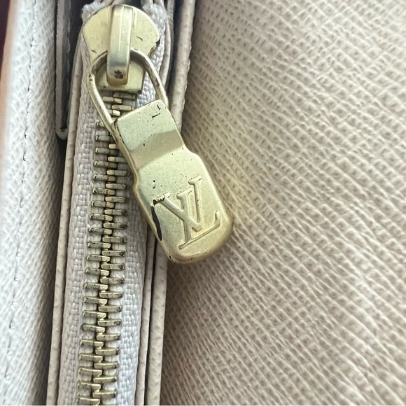 Louis Vuitton Damier Azur Sarah Envelope Style Large Wallet / Clutch - Picture 9 of 10